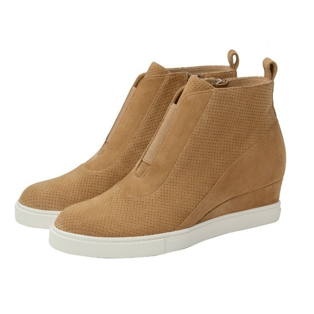 Linea Paolo Anna Original Low Wedge Booties Size 8 M Tan Perforated Suede